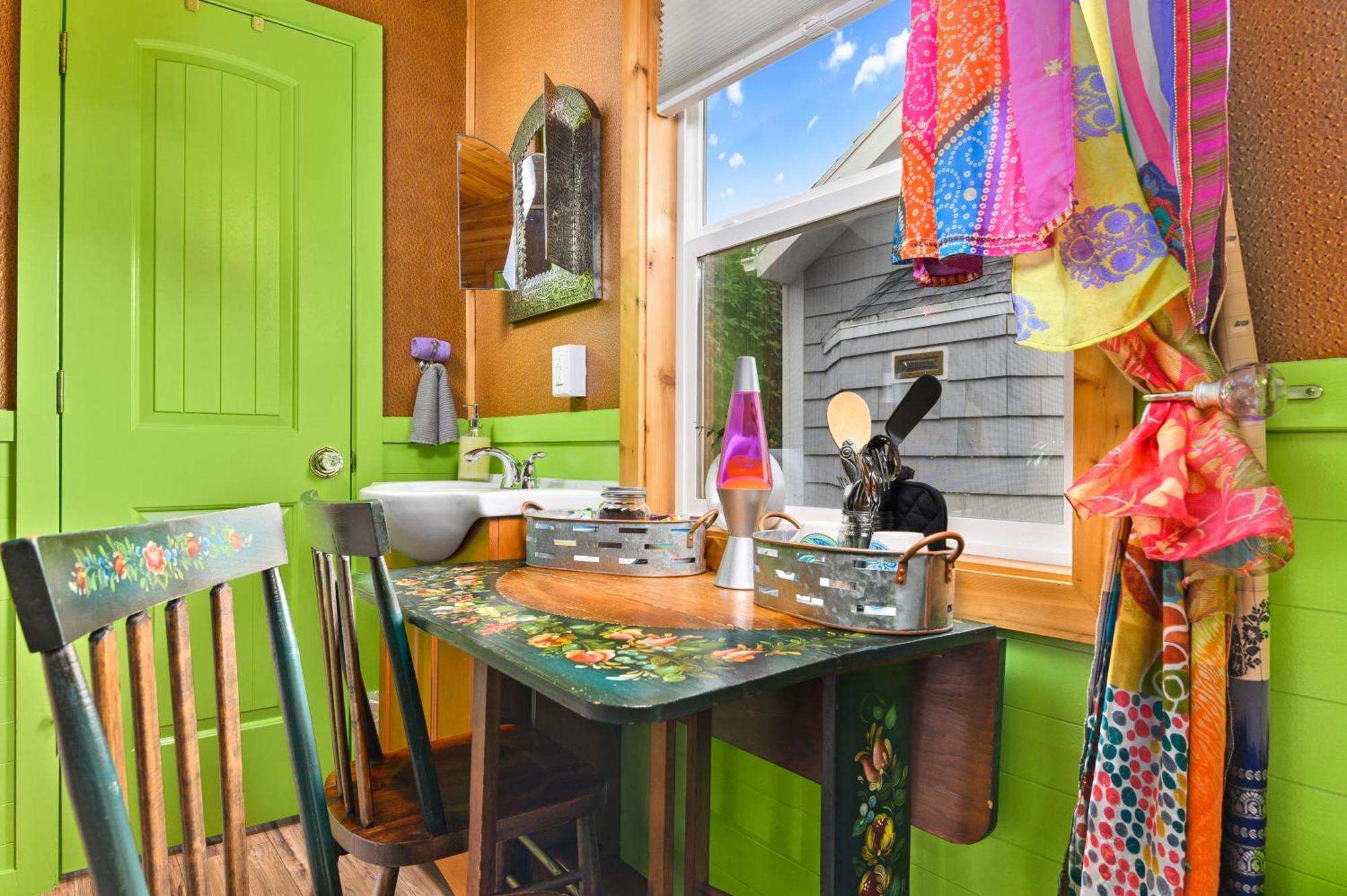 Tiny Digs - Hotel Of Tiny Houses Портленд Номер фото