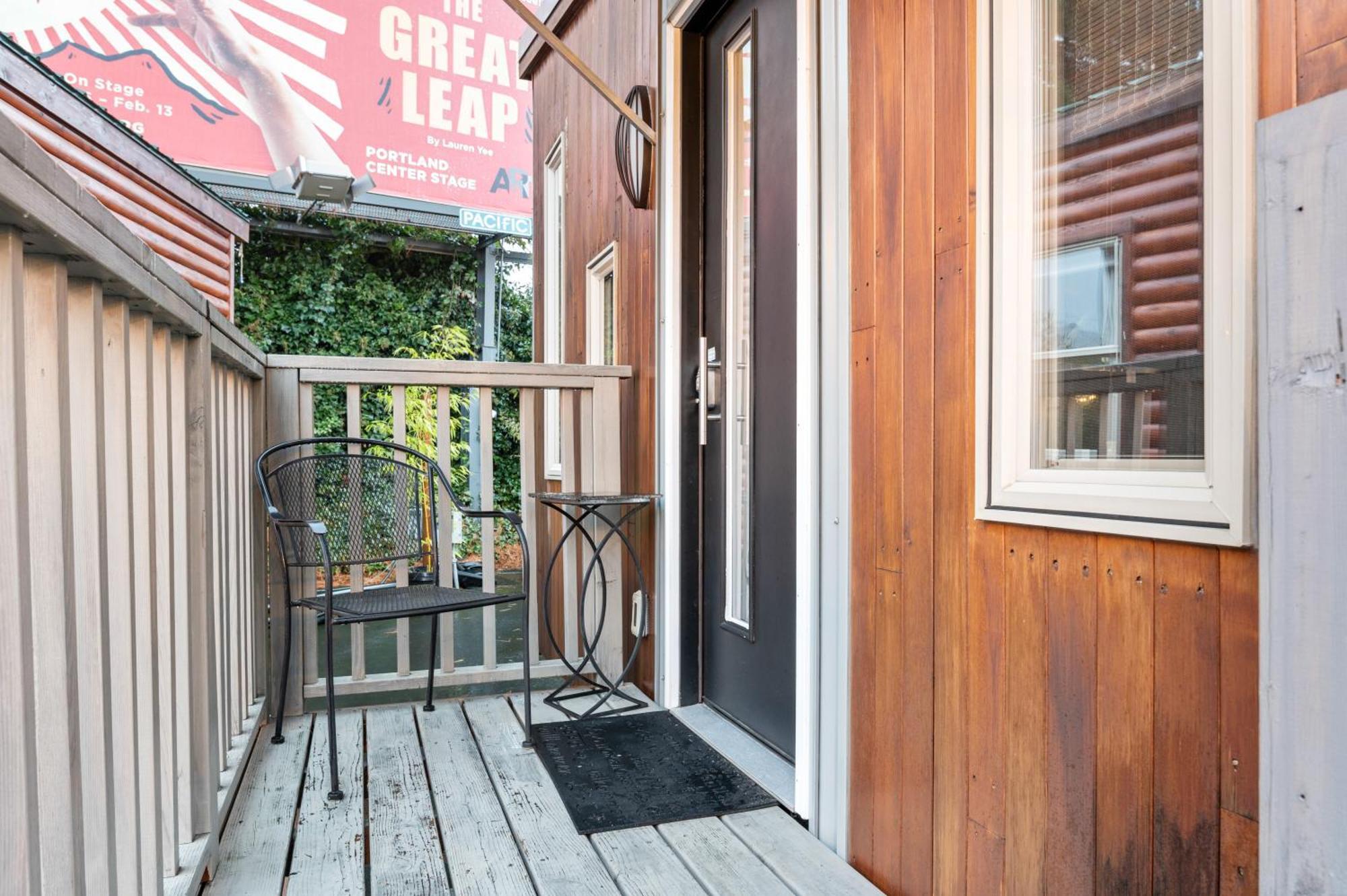 Tiny Digs - Hotel Of Tiny Houses Портленд Номер фото